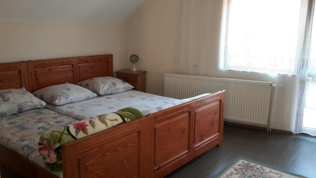 Pensiunea Beltina Răşinari Quarto foto